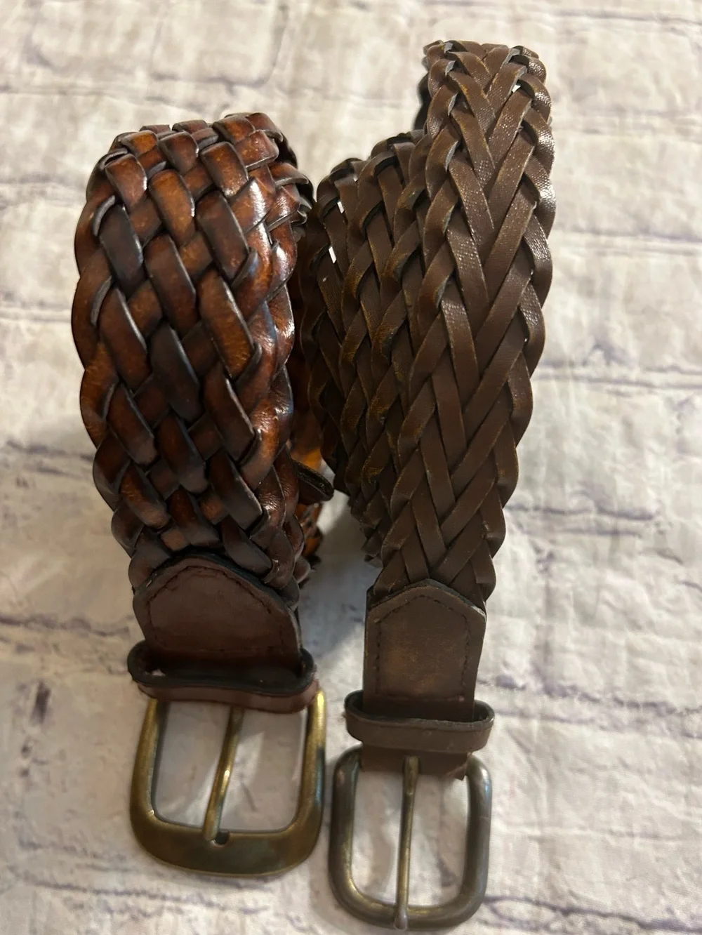 VINTAGE LOT OF (2) BROWN LEATHER BRAIDED BRASS BUCKLE MENS BELTS SIZE VTG 40